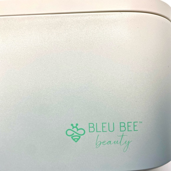 Buy One, Get One Free! NEW - MAKEUP CASE ORGANIZER | TRAVEL BOX LED MIRROR - Picture 4 of 6